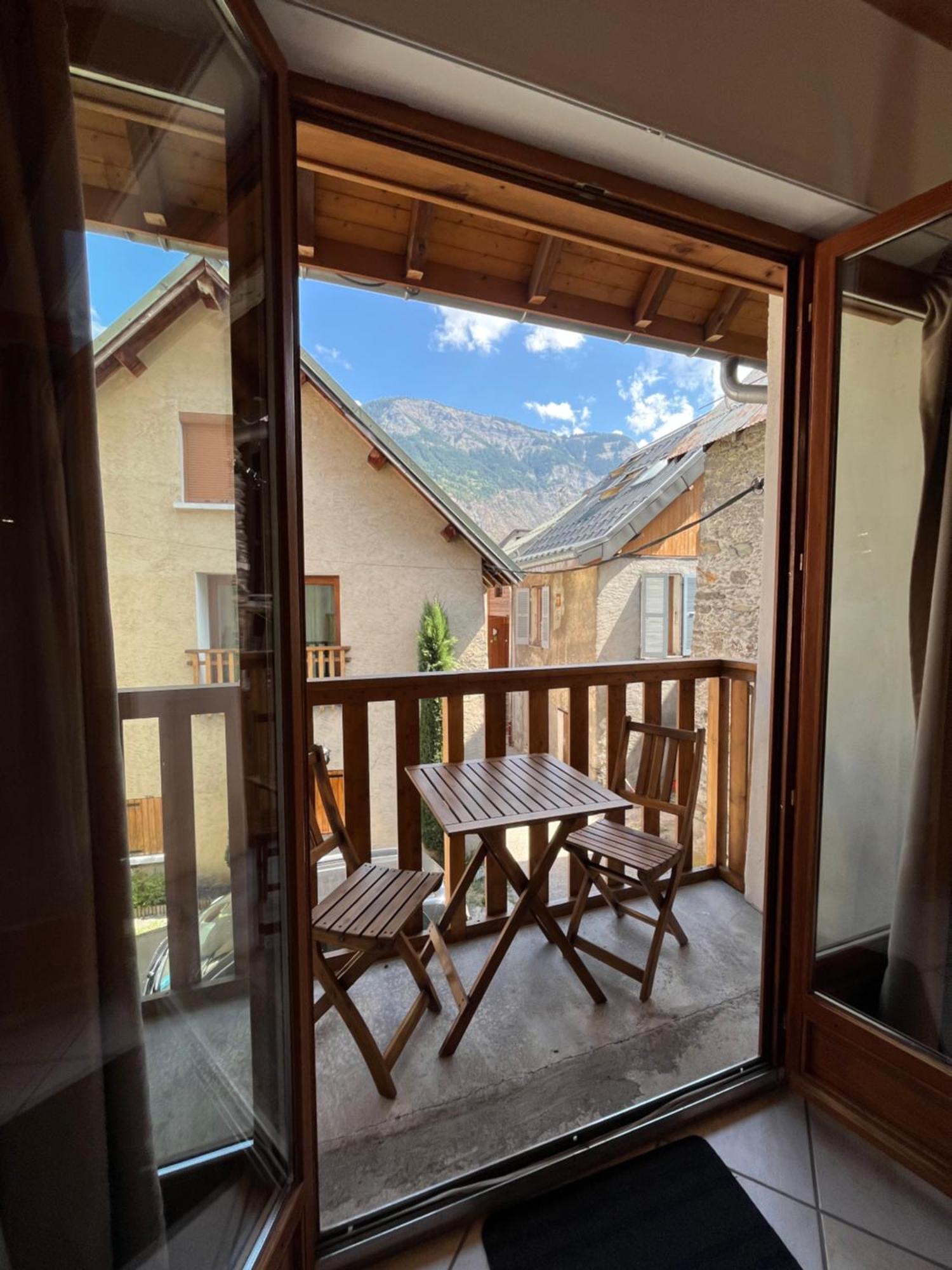 The Stable House Bourg D'Oisans -Bike/Hike/Ski Le Bourg-dʼOisans Eksteriør bilde